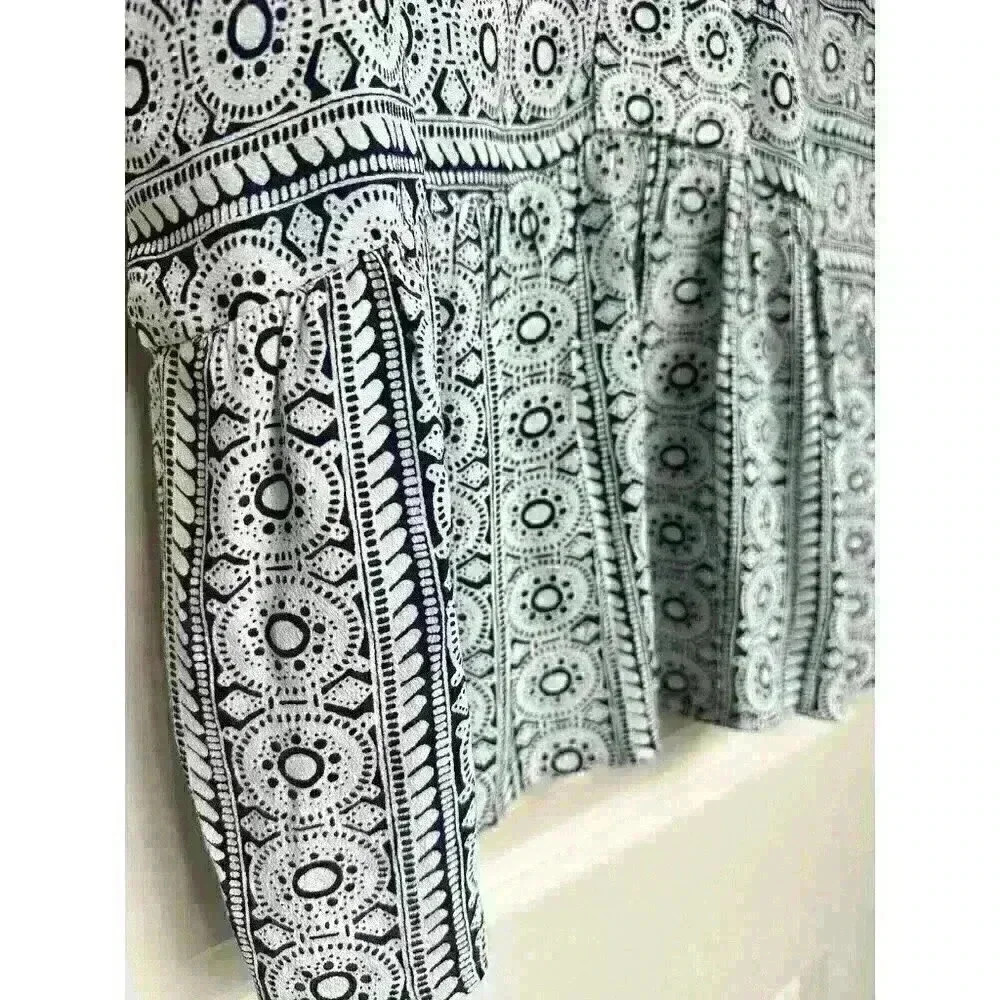 Ann Taylor LOFT Petite Small Flutter Peplum Top Cap Sleeves Size Nice! - Picture 6 of 9